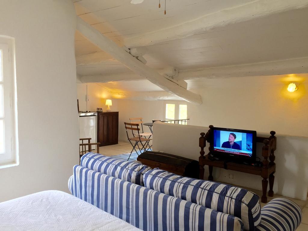 Gites De La Croix Du Gres (Adults Only) Valaurie Εξωτερικό φωτογραφία